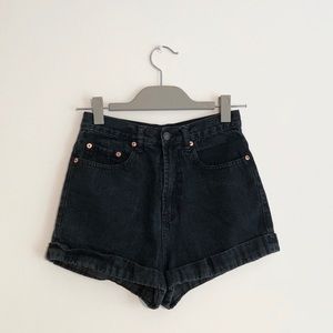 ✨ Black high waisted jean shorts ✨